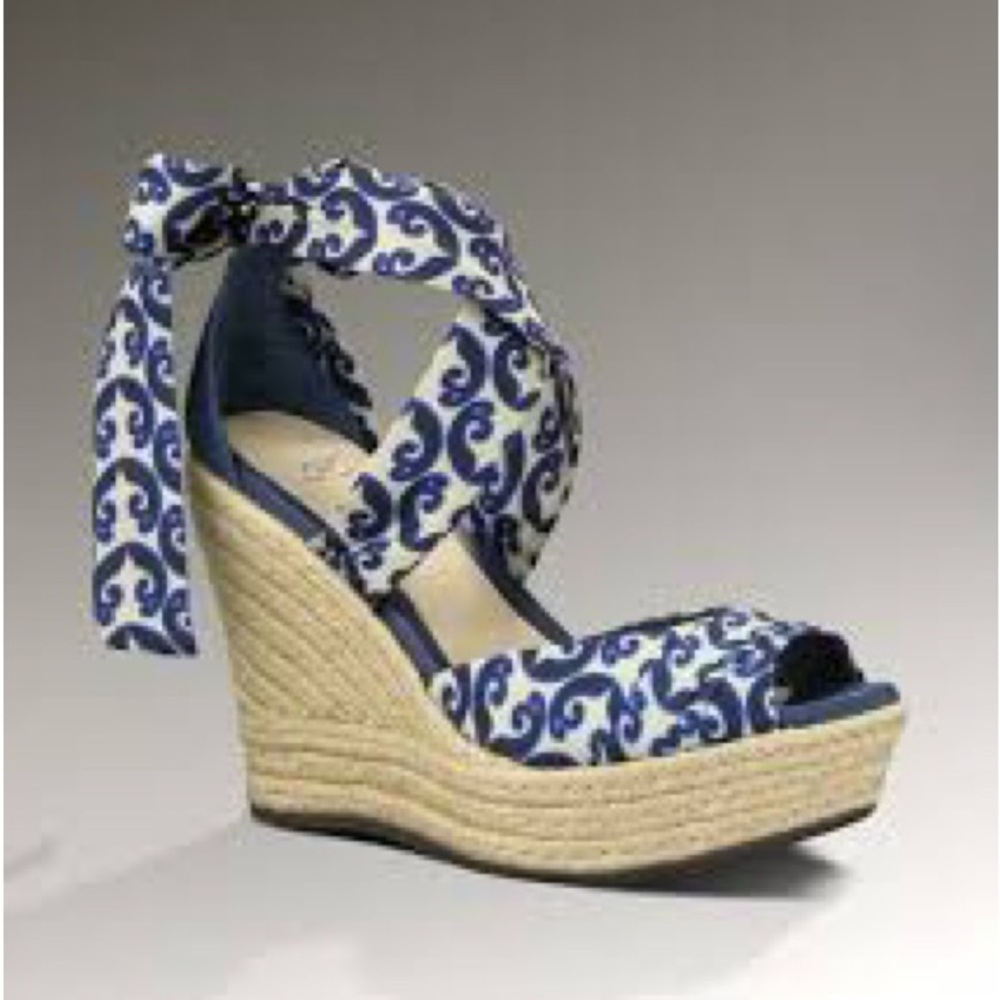 UGG Lucianna Marrakech wedge sandals, size 9